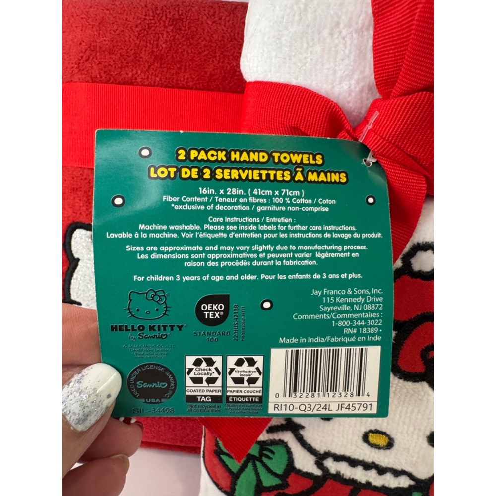 Hello Kitty Christmas Hand Towels 2-Pack - Picture 2 of 2